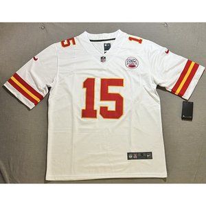 PATRICK  MAHOMES #15 NFL Kansas City Jersey Mens S White Short Sleeve Sewn NWOT